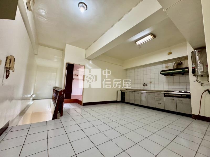 斗六水岸公園旁1-2F店住房屋室內格局與周邊環境