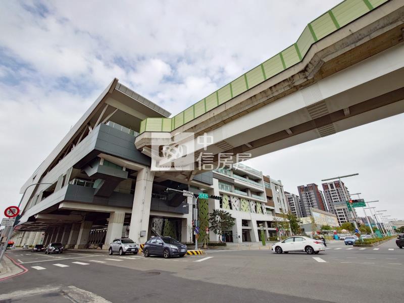 好市多旁大地坪大面寬雙車別墅（專任）房屋室內格局與周邊環境