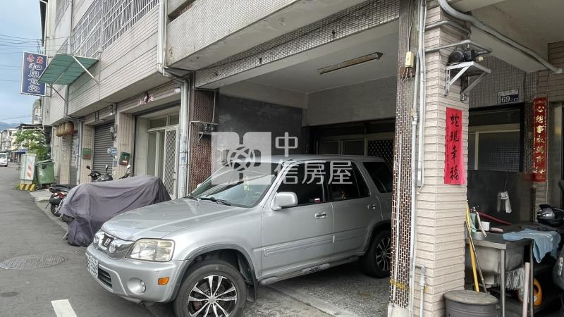 台中大里透天店面(141)房屋室內格局與周邊環境