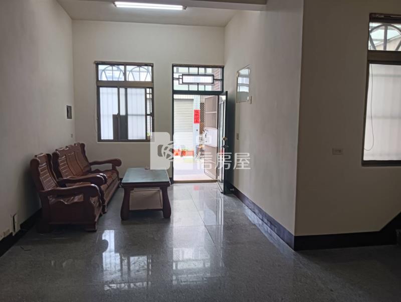 埔心明聖國小旁車庫美墅房屋室內格局與周邊環境