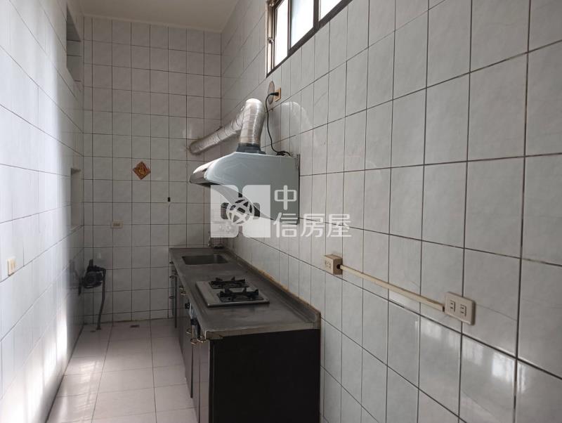 埔心明聖國小旁車庫美墅房屋室內格局與周邊環境