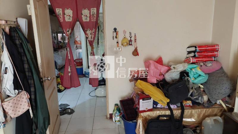 芳苑便宜透天房屋室內格局與周邊環境