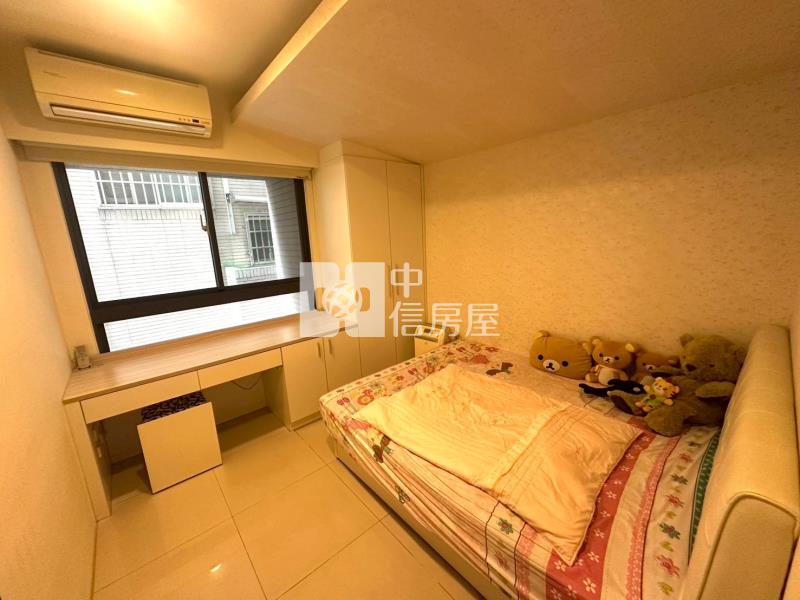 十期輕屋齡三房平車房屋室內格局與周邊環境