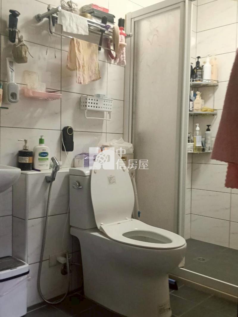 匯幸福兩房平面車位華廈房屋室內格局與周邊環境