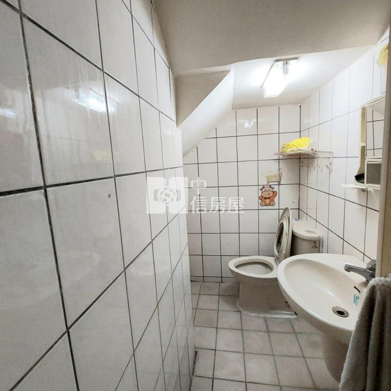 斗六縣府旁透天房屋室內格局與周邊環境