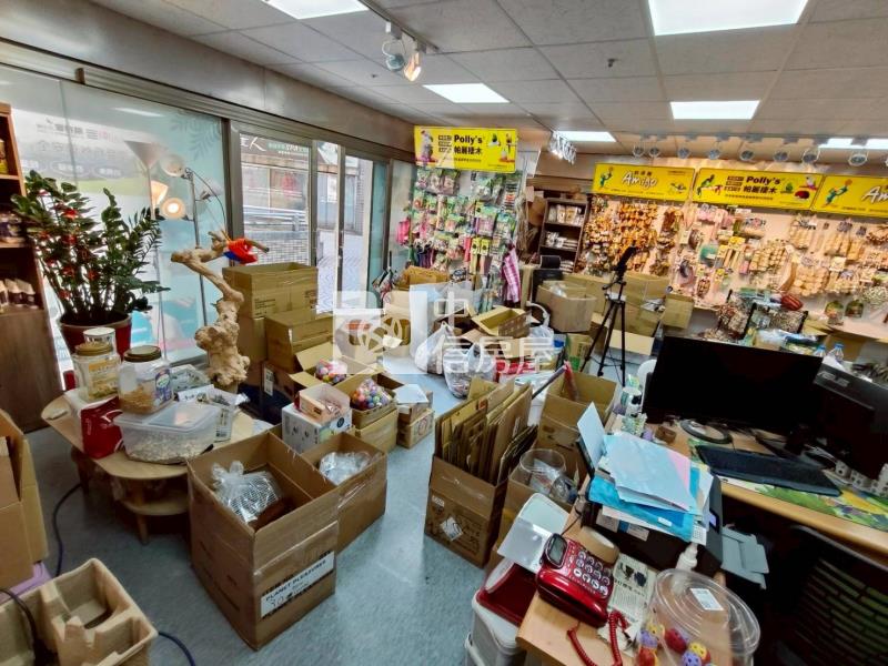 ●九如全家旁店面房屋室內格局與周邊環境