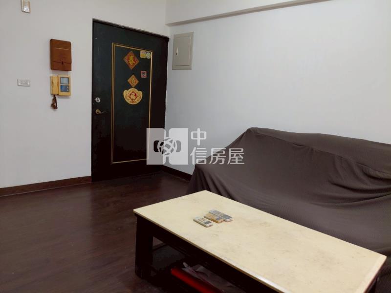 八德交流道旁二房電梯華廈房屋室內格局與周邊環境