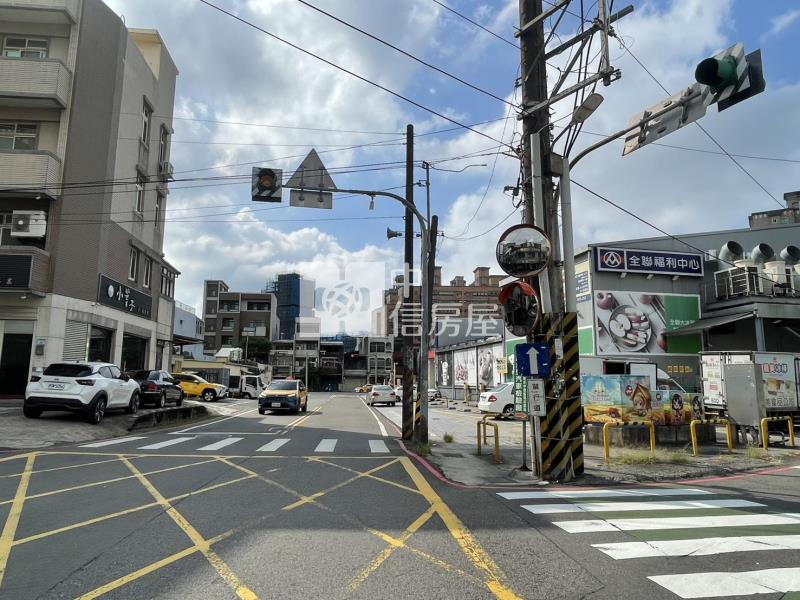 宋屋國小雙套房美寓房屋室內格局與周邊環境