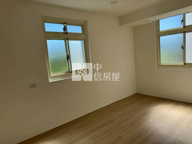 華隆街整新美透天房屋室內格局與周邊環境