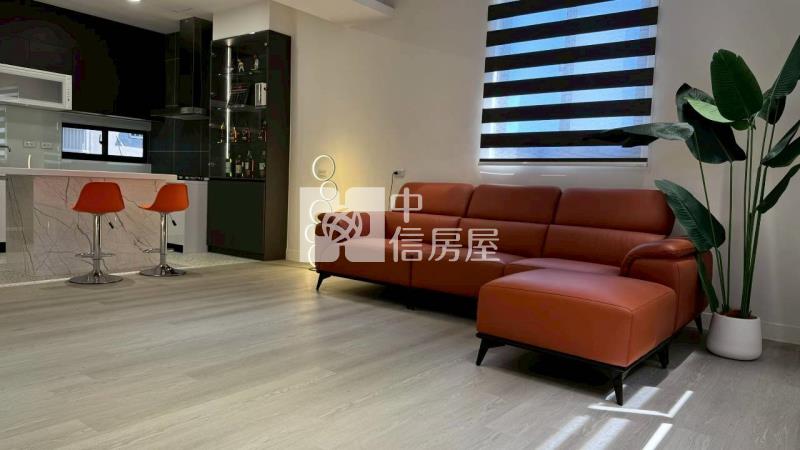 華隆街整新美透天房屋室內格局與周邊環境