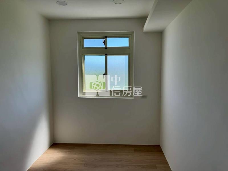 華隆街整新美透天房屋室內格局與周邊環境