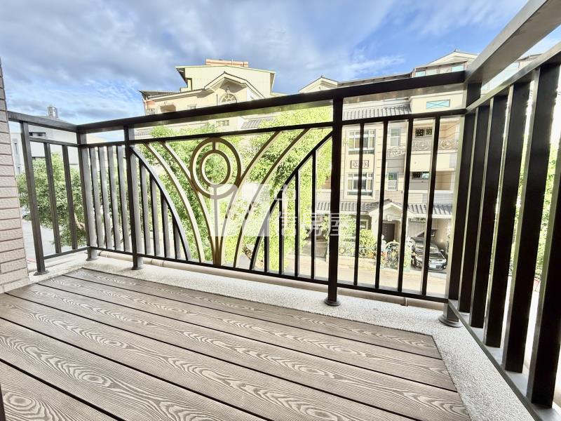 近未來中壢體育園區.龍岡國小.文華漾2房車房屋室內格局與周邊環境