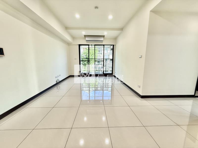 近未來中壢體育園區.龍岡國小.文華漾2房車房屋室內格局與周邊環境