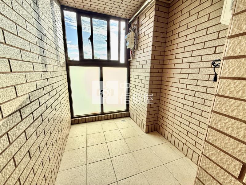 近未來中壢體育園區.龍岡國小.文華漾2房車房屋室內格局與周邊環境