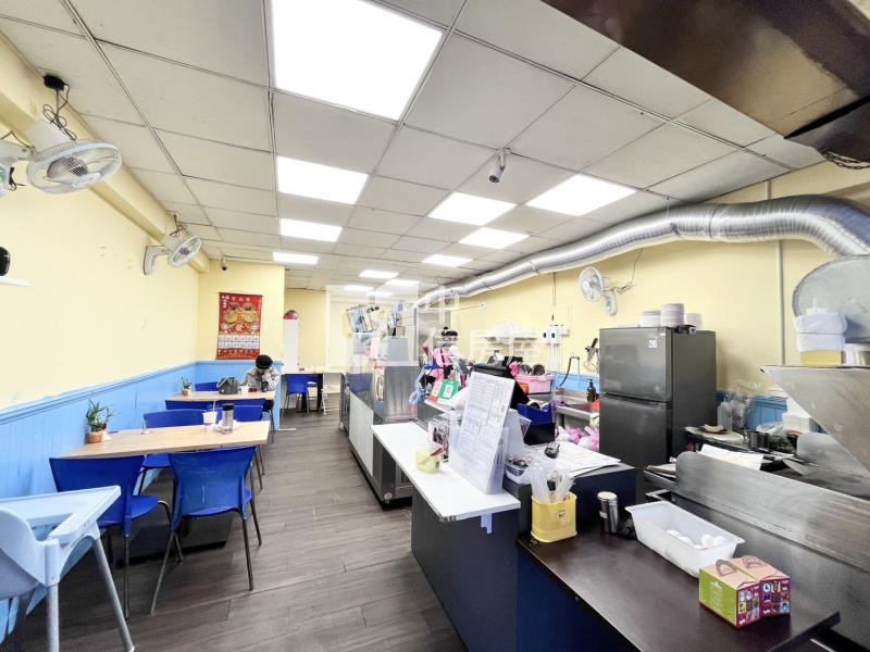 漢口商圈精美店面房屋室內格局與周邊環境