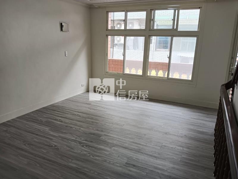 南勢重劃區旁美透天房屋室內格局與周邊環境
