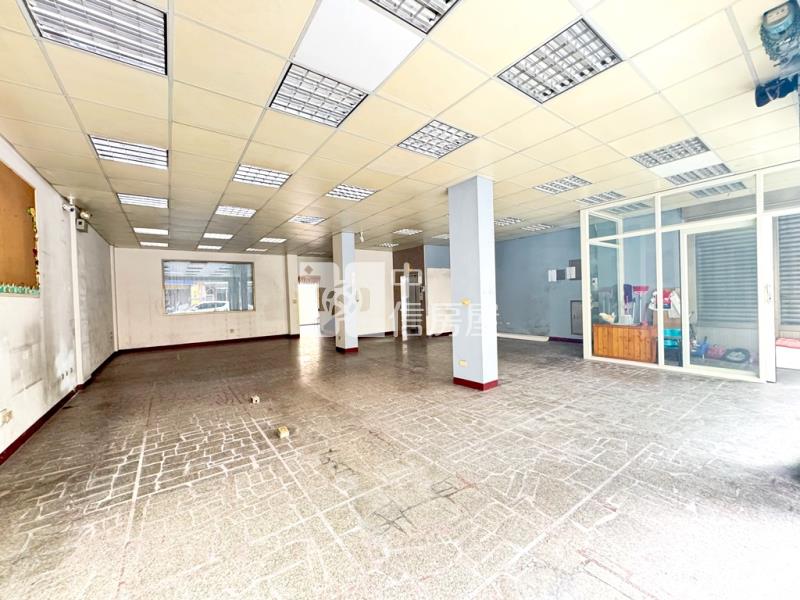 【新世紀】忠福商圈九米雙面寬電梯透店房屋室內格局與周邊環境