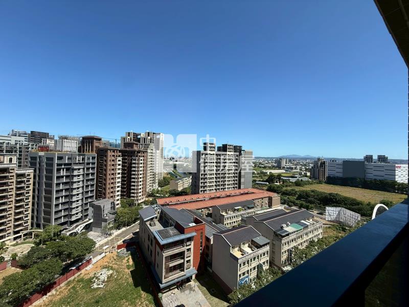 【安家】青埔自由之丘次頂樓景觀2房平面車位房屋室內格局與周邊環境