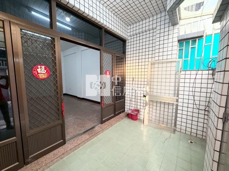 歸仁6房超俗透天房屋室內格局與周邊環境