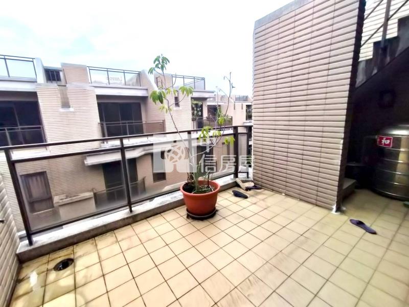 內壢深耕三車位別墅房屋室內格局與周邊環境