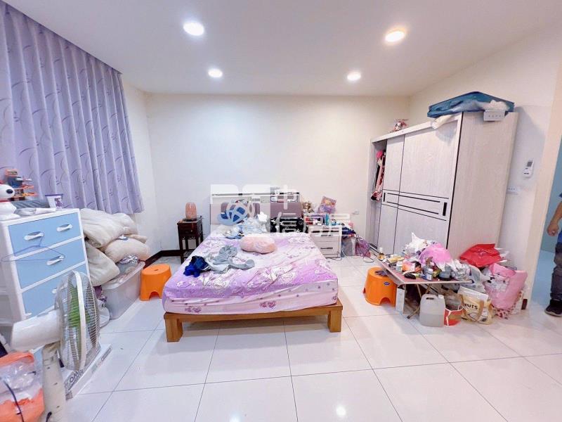 富岡國中門前停車透天房屋室內格局與周邊環境