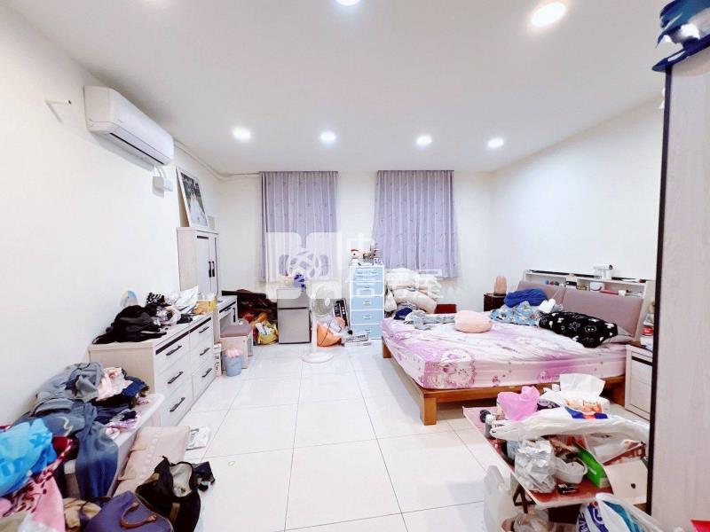 富岡國中門前停車透天房屋室內格局與周邊環境
