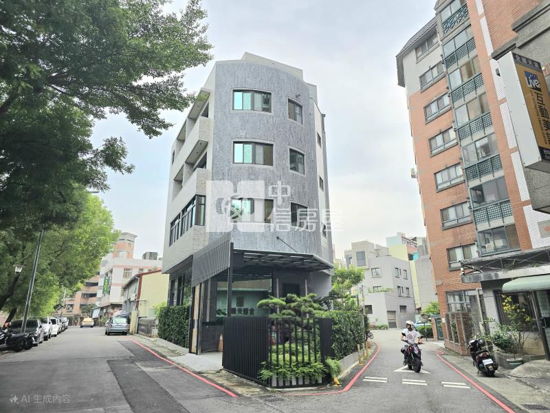 陳平國小獨棟電梯別墅房屋室內格局與周邊環境