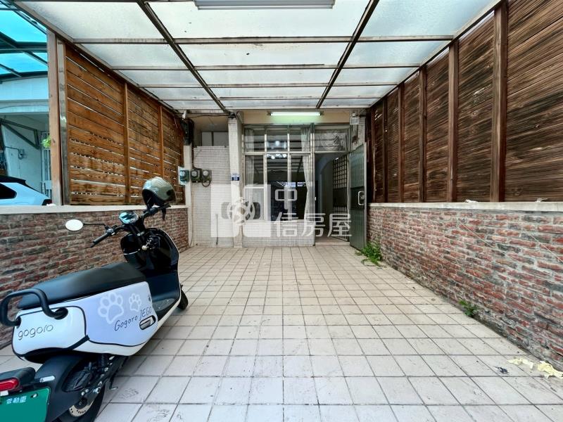 11期旁崇德商圈六房別墅房屋室內格局與周邊環境