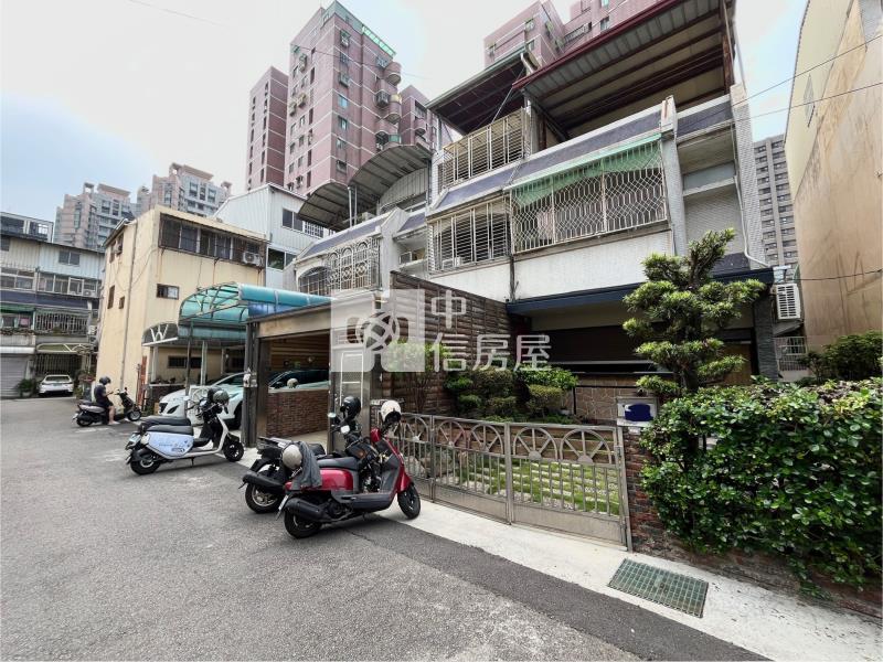 11期旁崇德商圈六房別墅房屋室內格局與周邊環境