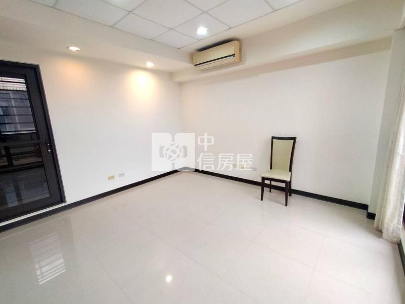 內壢深耕六社區透天別墅(中信卓越團隊)房屋室內格局與周邊環境