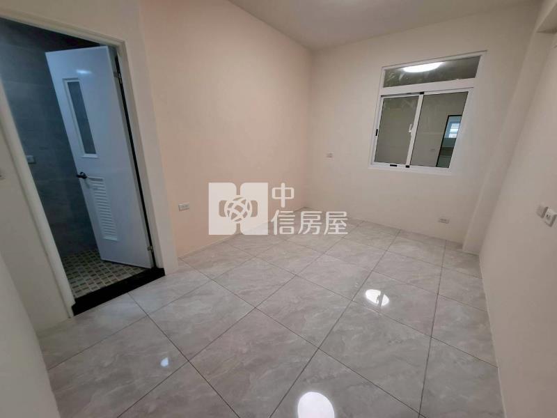 正忠市場全新整修一樓車庫公寓房屋室內格局與周邊環境