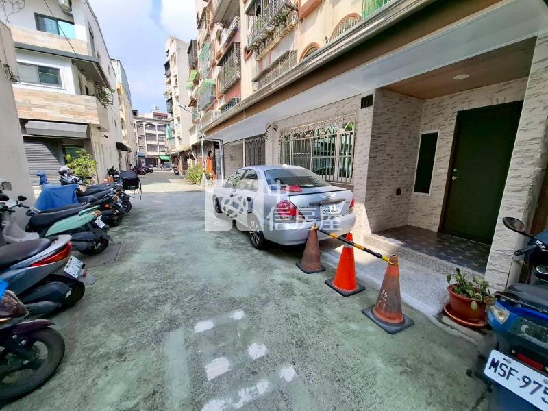 正忠市場全新整修一樓車庫公寓房屋室內格局與周邊環境