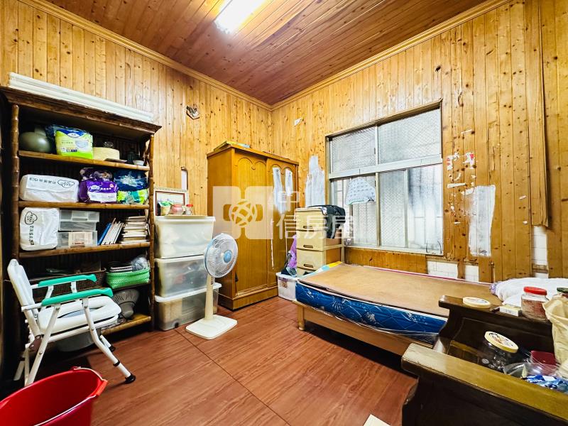 屏基大面寬孝親車墅房屋室內格局與周邊環境