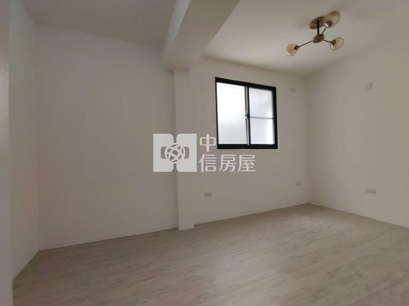 長榮中學的鄰居整新三房二樓寓房屋室內格局與周邊環境