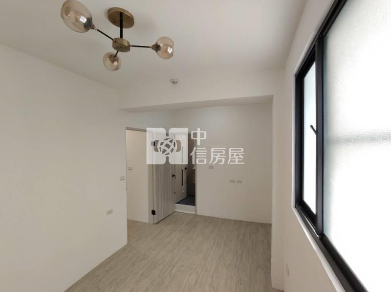 長榮中學的鄰居整新三房二樓寓房屋室內格局與周邊環境