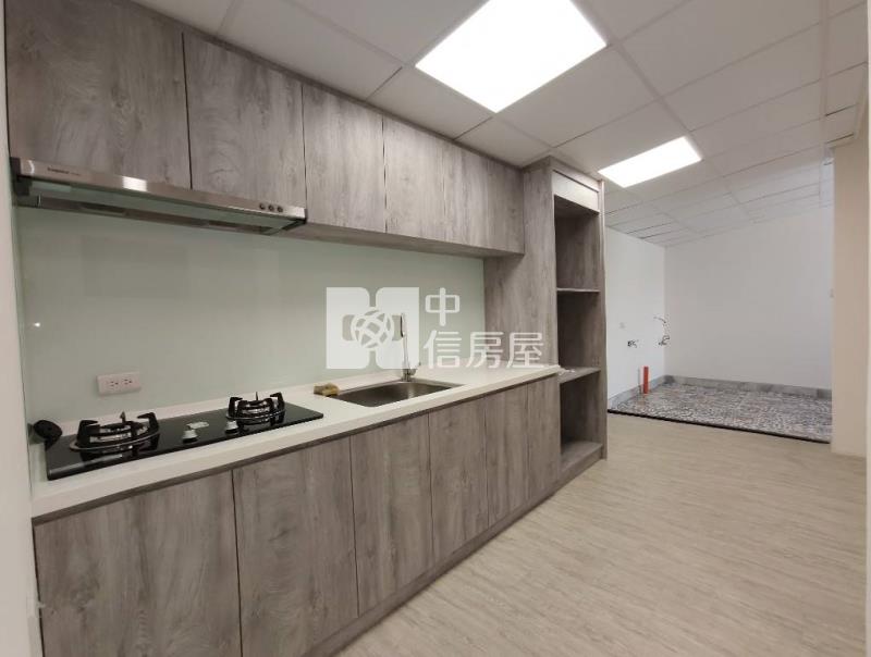 長榮中學的鄰居整新三房二樓寓房屋室內格局與周邊環境