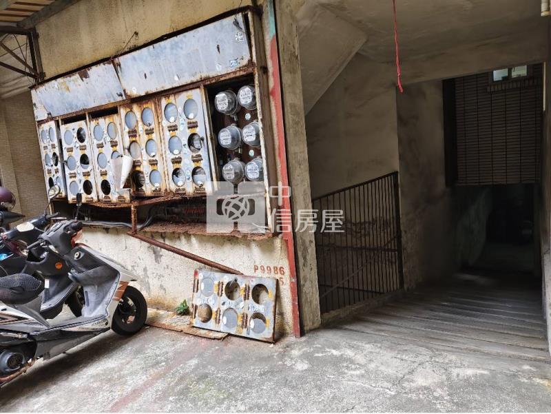 長榮中學的鄰居整新三房二樓寓房屋室內格局與周邊環境