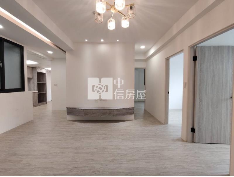 長榮中學的鄰居整新三房二樓寓房屋室內格局與周邊環境