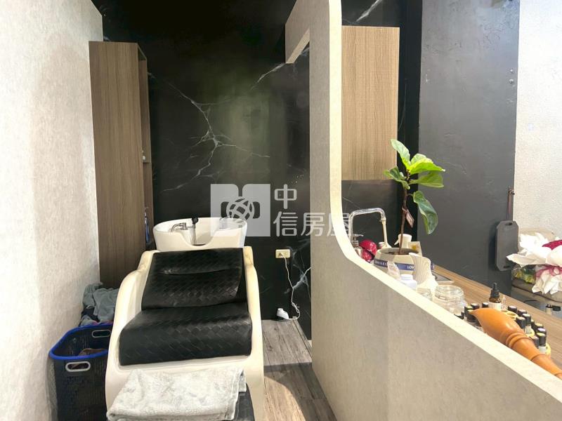 斗六近社口賺錢金店面房屋室內格局與周邊環境