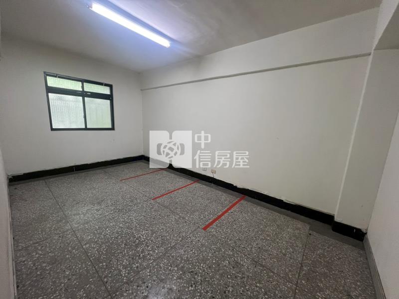 明星學區旁店面房屋室內格局與周邊環境