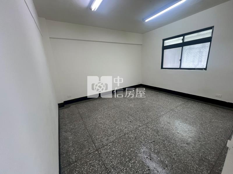 明星學區旁店面房屋室內格局與周邊環境