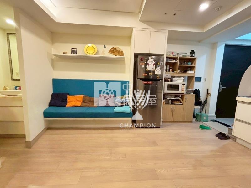 城上城雅緻玄關二房房屋室內格局與周邊環境