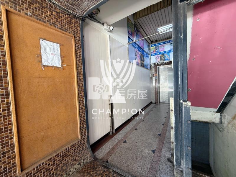 【冠軍】市中心黃金地段收租自用兩相宜房屋室內格局與周邊環境