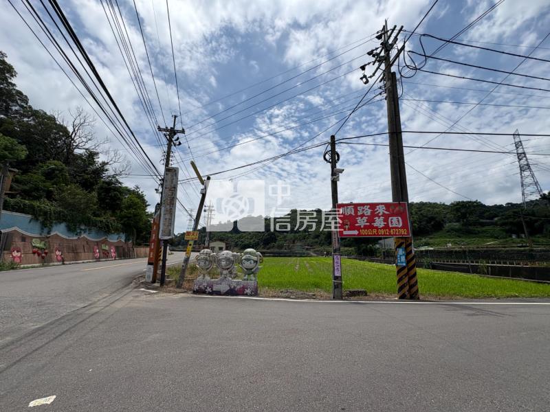 專任 苗栗大湖鄉美農地房屋室內格局與周邊環境