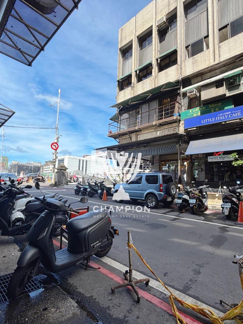 【冠軍】基隆黃金海洋廣場旁店面房屋室內格局與周邊環境