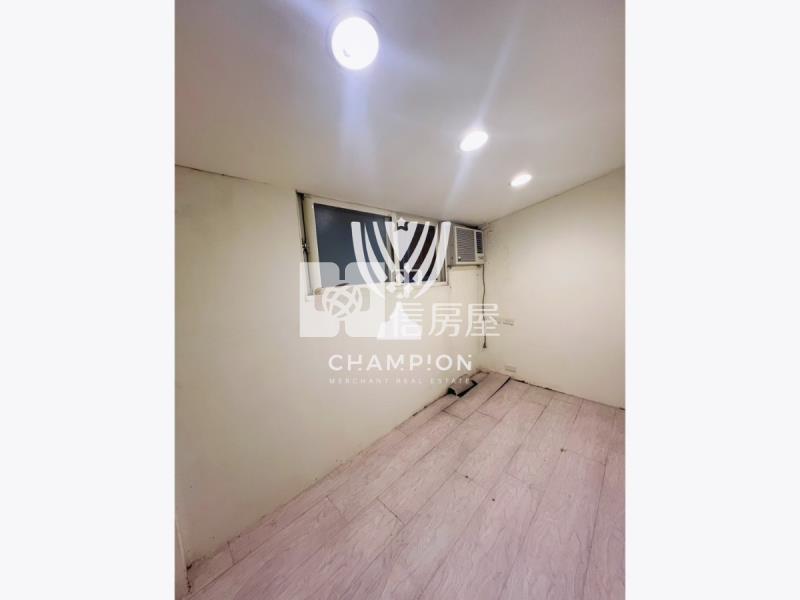 【冠軍】延平街一樓+自設車庫房屋室內格局與周邊環境