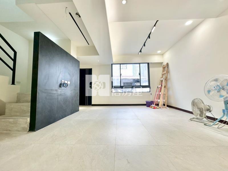 新屋埔頂國小旁整新美透天房屋室內格局與周邊環境