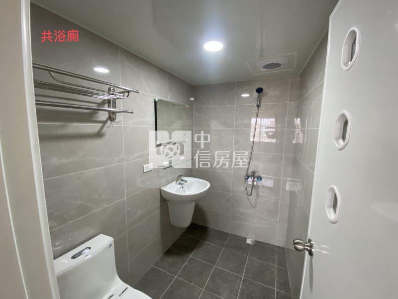 鳳山國中翻新3房房屋室內格局與周邊環境