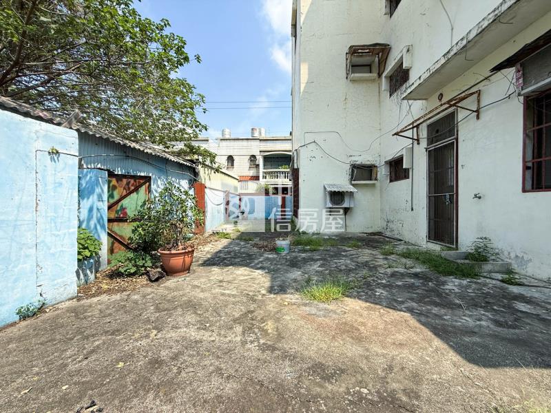 巨城三民大地坪透天房屋室內格局與周邊環境