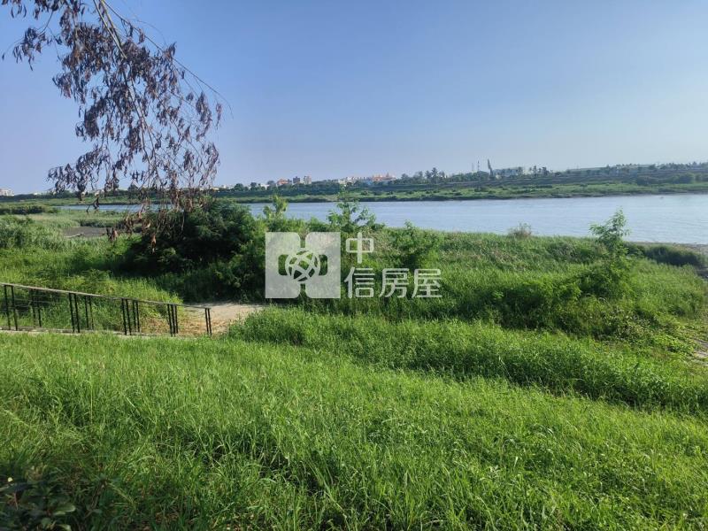 仁德二仁溪旁休閒農地房屋室內格局與周邊環境